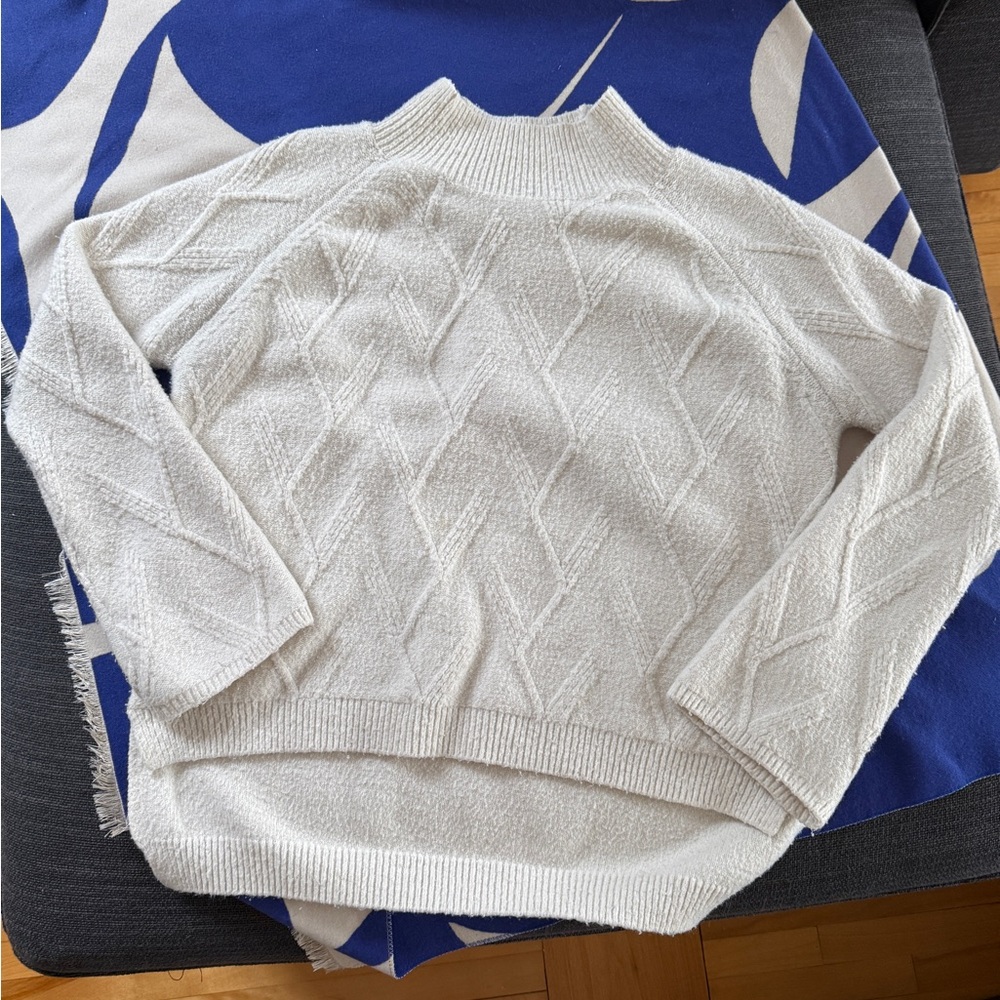 MOLLY BRACKEN WHITE SWEATER SMALL